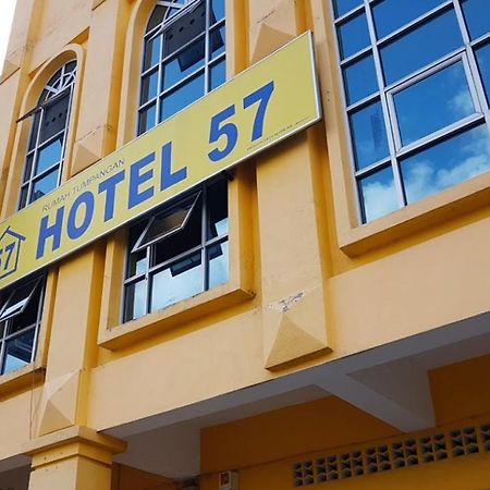 Fifty Seven Inn Batu Pahat Luaran gambar
