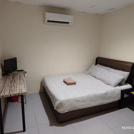 Fifty Seven Inn Batu Pahat Luaran gambar