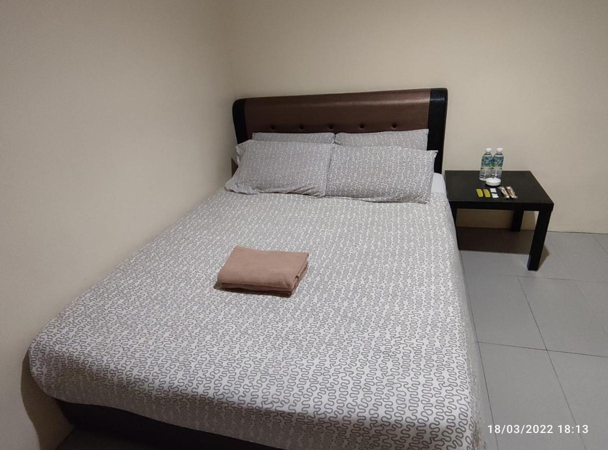 Fifty Seven Inn Batu Pahat Luaran gambar